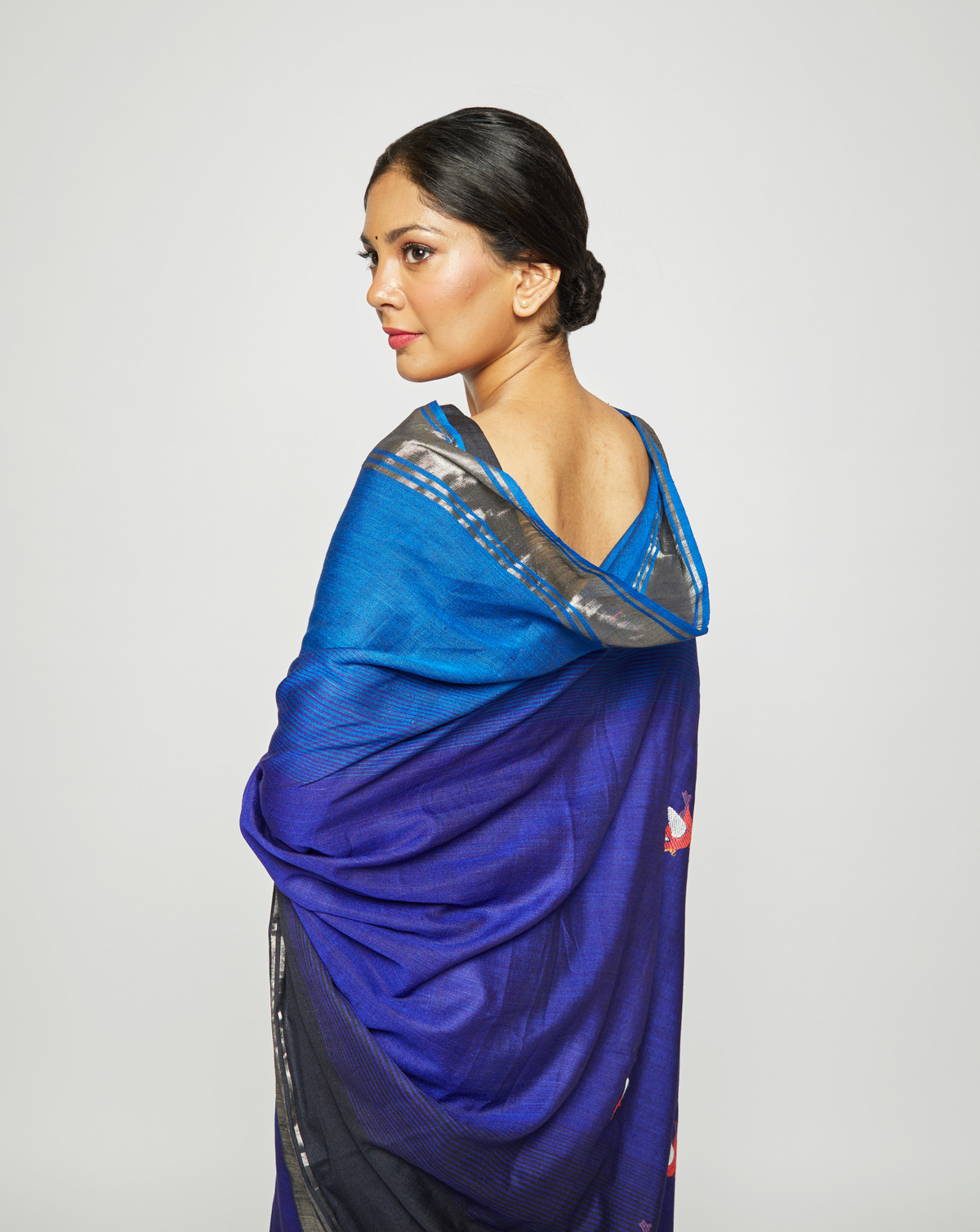 VARUNI Eri Silk Saree